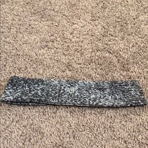 Lululemon Fly Away Tamer headband
